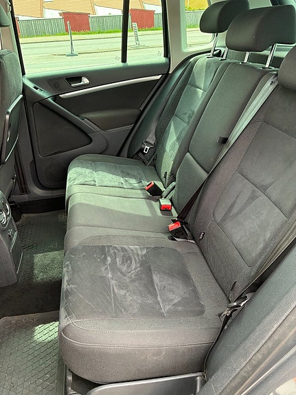 Volkswagen Tiguan 9 of 12