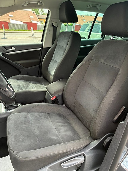 Volkswagen Tiguan 8 of 12
