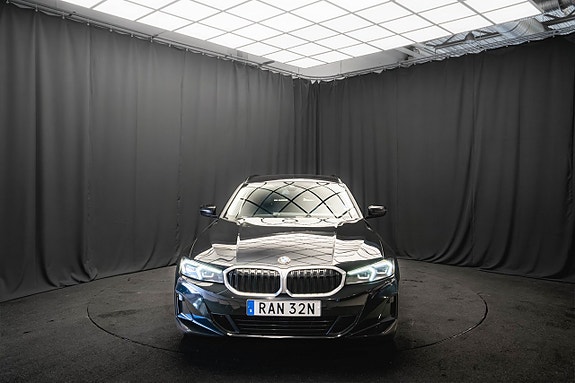 BMW 320d 3 of 23