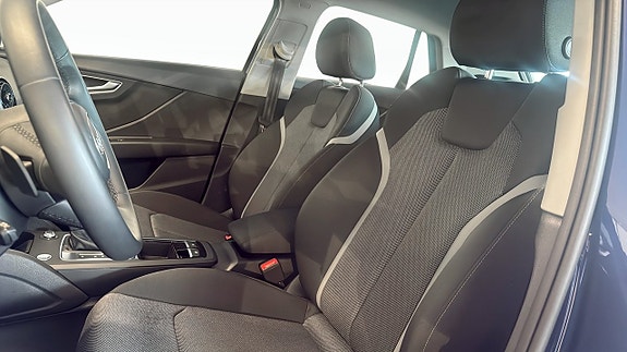 Audi Q2 8 of 16
