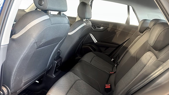 Audi Q2 12 of 16