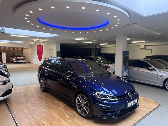Volkswagen Golf VII