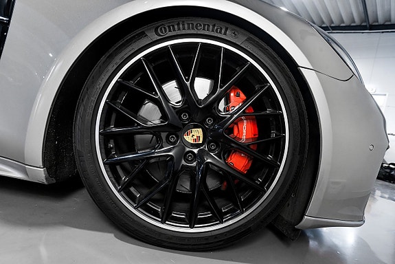 Porsche Panamera GTS 23 of 23