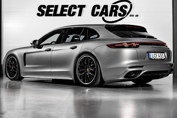 Porsche Panamera GTS 4 of 5