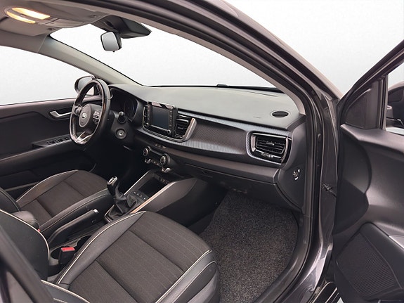 Kia Rio 23 of 29