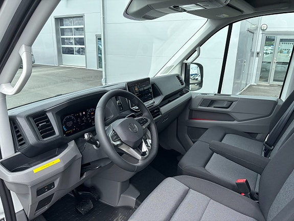 Volkswagen Crafter 7 of 10