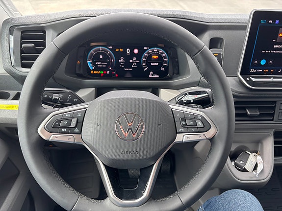 Volkswagen Crafter 8 of 10