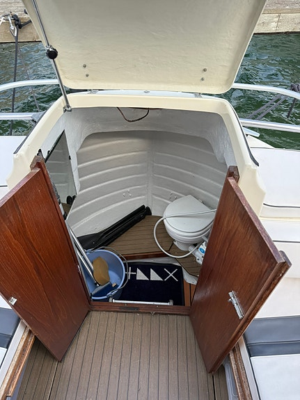 HÖSTPRIS Scand 25 Classic med Sole Mini (2012, 550 tim) och bogpropeller 3 of 12