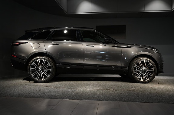 Land Rover Range Rover Velar 6 of 23