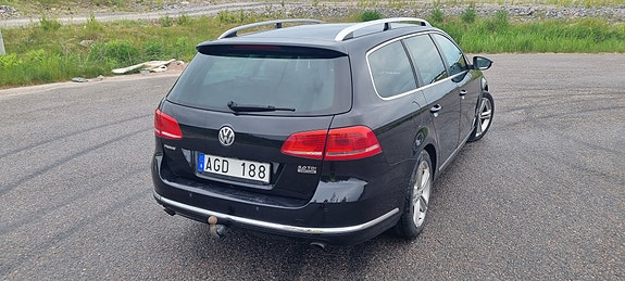 Volkswagen Passat 3 of 5