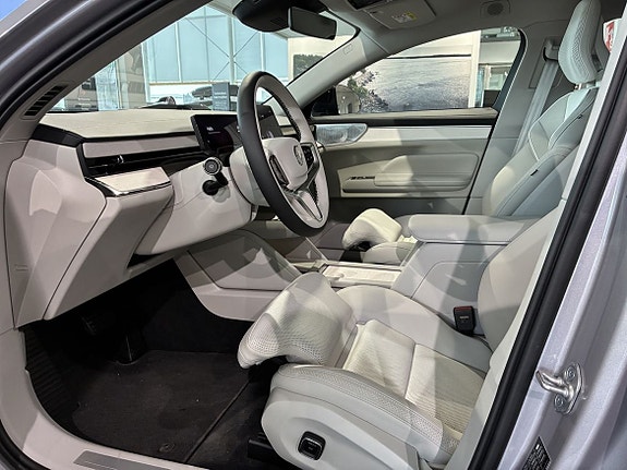 Volvo ES90 4 of 5