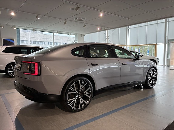 Volvo ES90 2 of 5