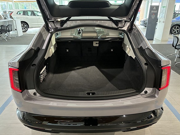 Volvo ES90 8 of 8