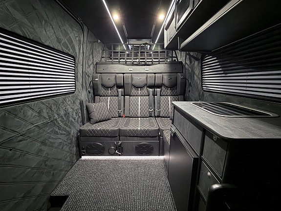 Mercedes-Benz Sprinter 319 3 of 5