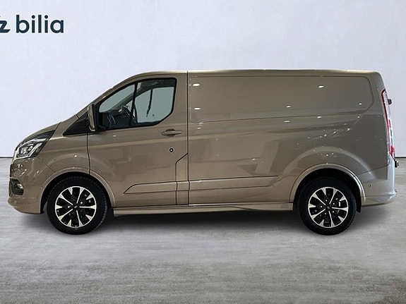 Ford Transit Custom 8 of 23