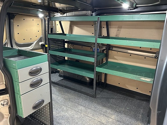Ford Transit Custom 11 of 23