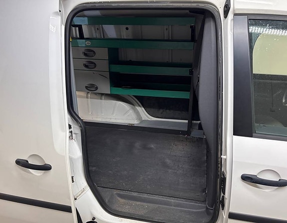 Volkswagen Caddy 9 of 12