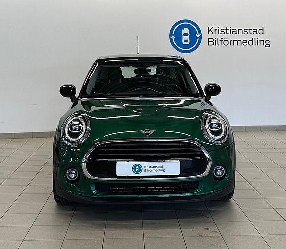 MINI Cooper 6 of 12