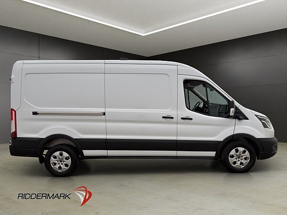 Ford Transit 2 of 5