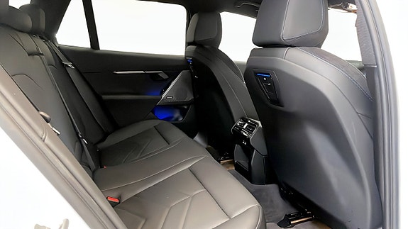 BMW i5 5 of 10
