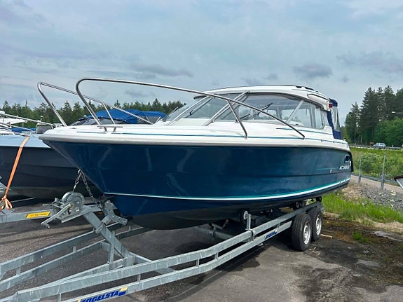 Aquador 22 HT & Volvo penta 4,3L Bensin -96 3 of 7
