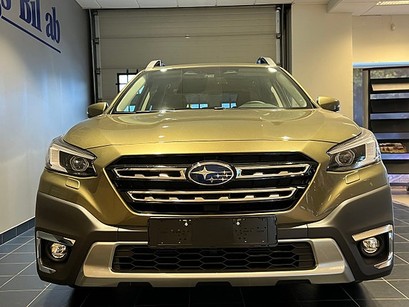 Subaru Outback 3 of 5
