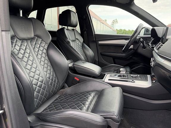 Audi Q5 12 of 19
