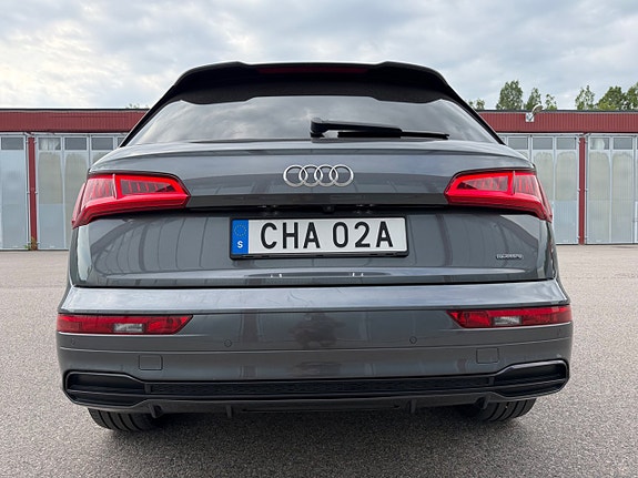 Audi Q5 4 of 5