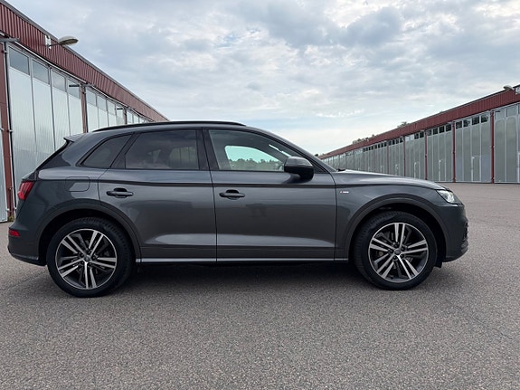 Audi Q5 6 of 19