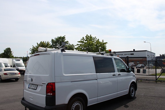 Volkswagen Transporter 12 of 13