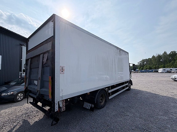 Volvo Trucks FL12 240 7 of 9