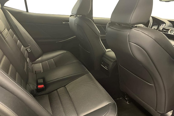 Lexus IS F 15 of 22