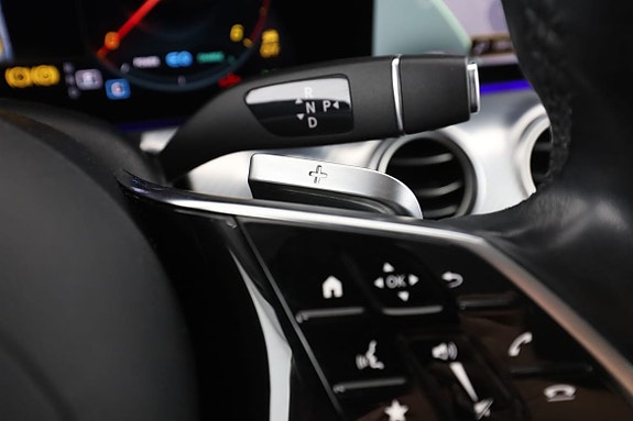 Mercedes-Benz E220 27 of 30