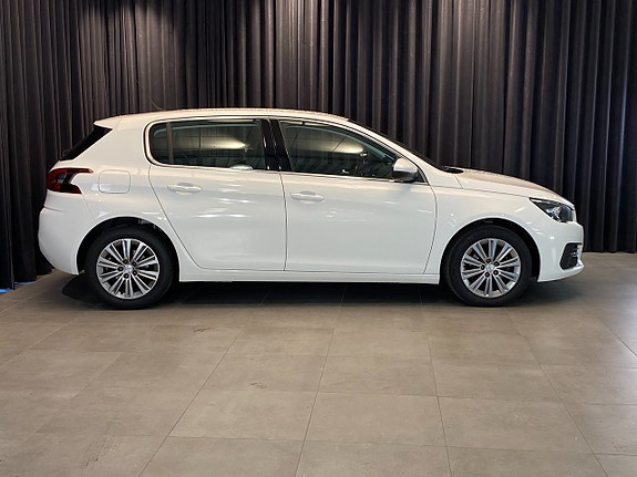 Peugeot 308 5 of 5