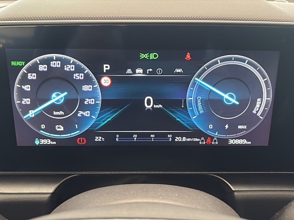 Kia Niro 10 of 15
