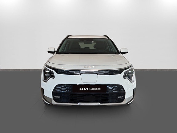 Kia Niro 2 of 15