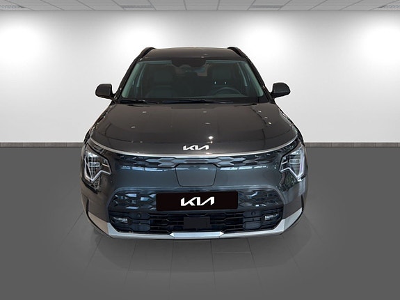 Kia Niro 2 of 19