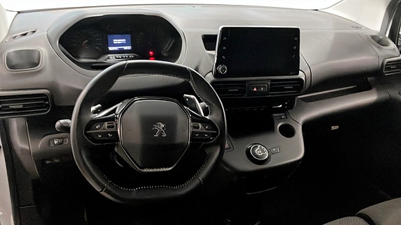 Peugeot Partner 4 of 9