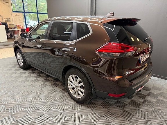 Nissan X-Trail 4 of 5