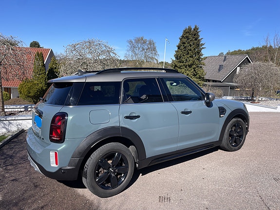MINI Countryman Cooper 2 of 5