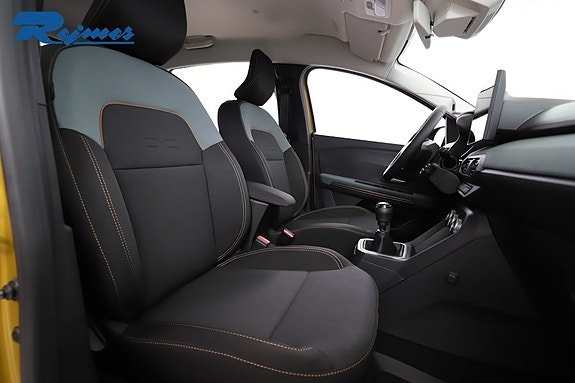 Dacia Sandero 5 of 5