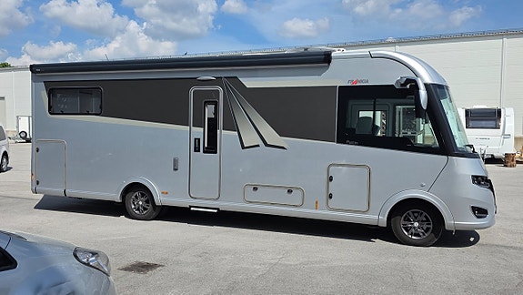 Frankia I 8400 Plus Platin Mercedes 3.0 V6 850 mil *Nykänsla *Hydraulben 2 of 5