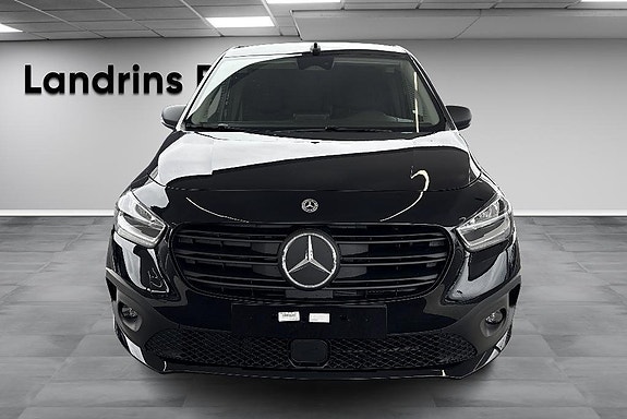 Mercedes-Benz eCitan 2 of 5
