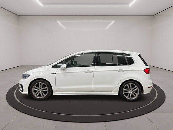 Volkswagen Golf Sportsvan 6 of 27