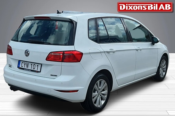 Volkswagen Golf Sportsvan 4 of 13