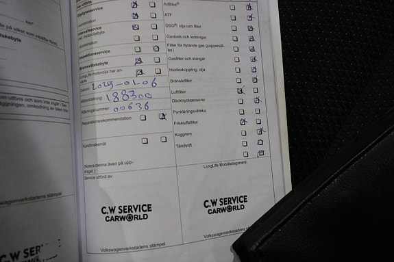 Volkswagen Touran 24 of 29