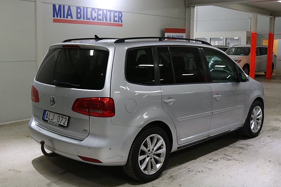 Volkswagen Touran 5 of 5