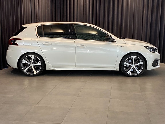 Peugeot 308 5 of 5