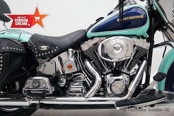 Harley-Davidson Heritage Softail Classic Twin Cam 88B 10 of 26