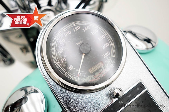 Harley-Davidson Heritage Softail Classic Twin Cam 88B 26 of 26